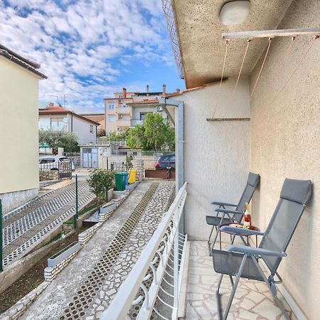 Apartament Apartman Andi Pula Zewnętrze zdjęcie